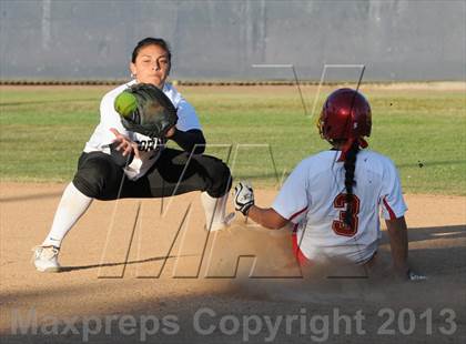 Thumbnail 2 in El Dorado vs. Rosary photogallery.