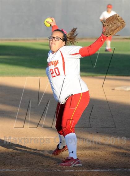 Thumbnail 2 in El Dorado vs. Rosary photogallery.