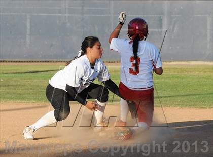 Thumbnail 2 in El Dorado vs. Rosary photogallery.