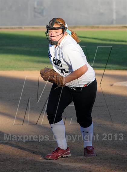 Thumbnail 2 in El Dorado vs. Rosary photogallery.