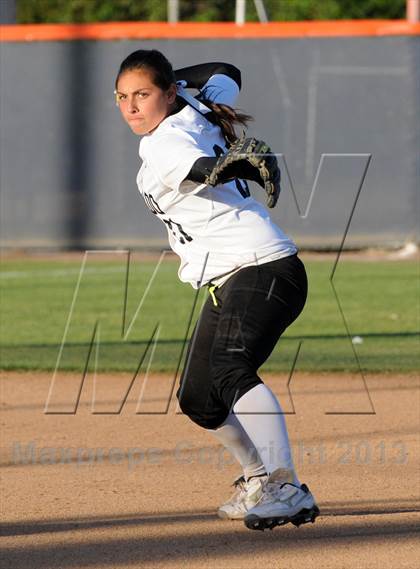 Thumbnail 3 in El Dorado vs. Rosary photogallery.