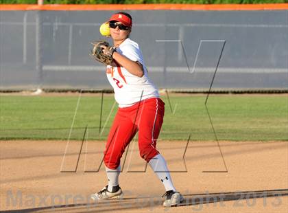Thumbnail 2 in El Dorado vs. Rosary photogallery.