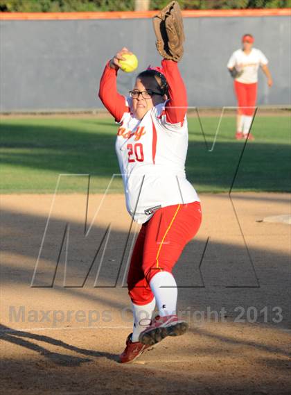 Thumbnail 1 in El Dorado vs. Rosary photogallery.