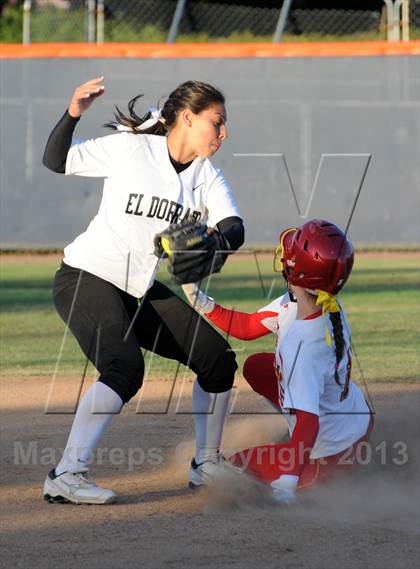 Thumbnail 3 in El Dorado vs. Rosary photogallery.