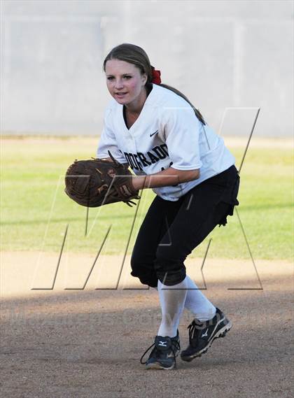 Thumbnail 3 in El Dorado vs. Rosary photogallery.