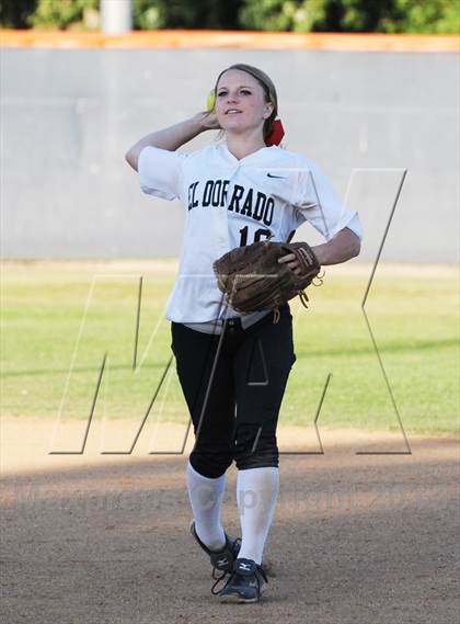 Thumbnail 2 in El Dorado vs. Rosary photogallery.