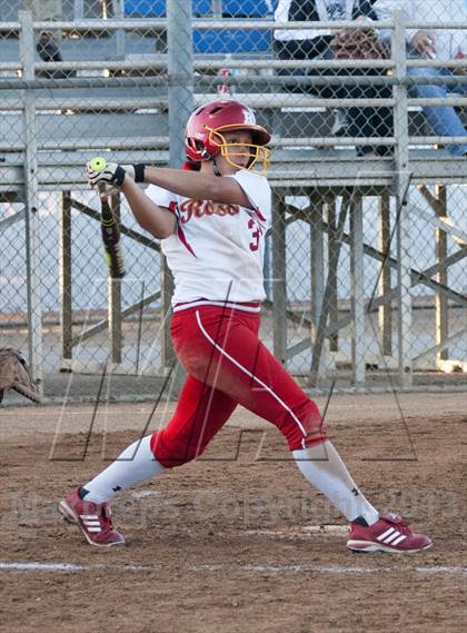 Thumbnail 3 in El Dorado vs. Rosary photogallery.