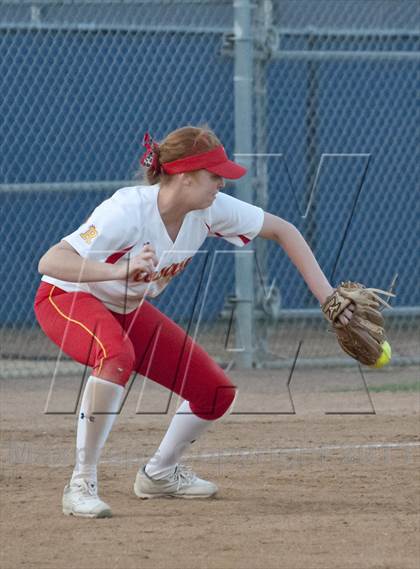 Thumbnail 1 in El Dorado vs. Rosary photogallery.