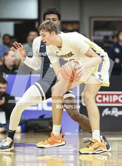 Thumbnail 1 in La Lumiere vs. Montverde Academy (Spalding Hoophall Classic) photogallery.