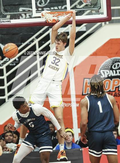 Thumbnail 1 in La Lumiere vs. Montverde Academy (Spalding Hoophall Classic) photogallery.