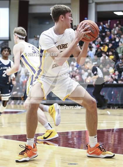 Thumbnail 3 in La Lumiere vs. Montverde Academy (Spalding Hoophall Classic) photogallery.