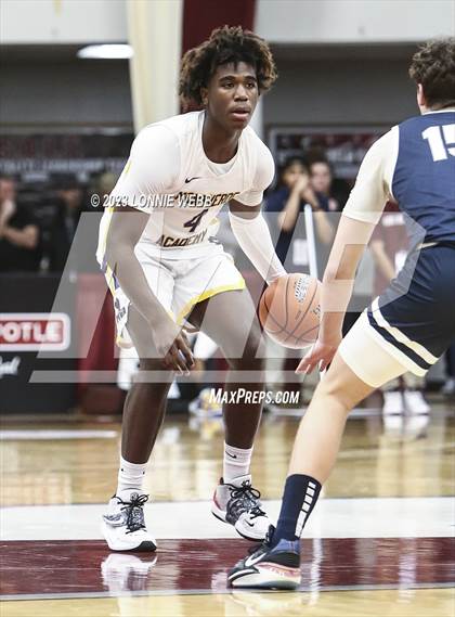 Thumbnail 3 in La Lumiere vs. Montverde Academy (Spalding Hoophall Classic) photogallery.