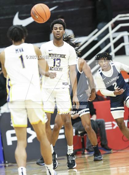 Thumbnail 1 in La Lumiere vs. Montverde Academy (Spalding Hoophall Classic) photogallery.