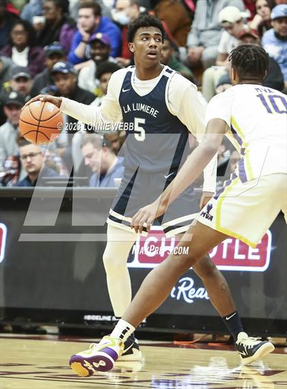 Thumbnail 2 in La Lumiere vs. Montverde Academy (Spalding Hoophall Classic) photogallery.
