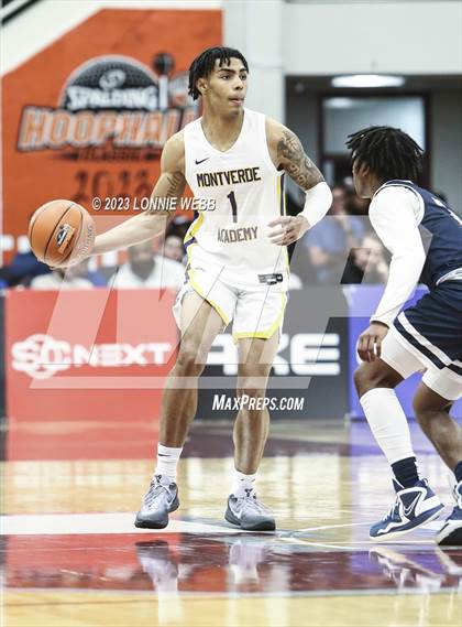 Thumbnail 3 in La Lumiere vs. Montverde Academy (Spalding Hoophall Classic) photogallery.