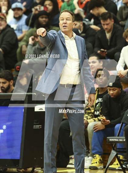 Thumbnail 1 in La Lumiere vs. Montverde Academy (Spalding Hoophall Classic) photogallery.