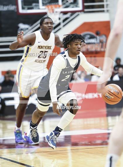 Thumbnail 1 in La Lumiere vs. Montverde Academy (Spalding Hoophall Classic) photogallery.