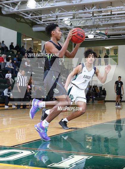 Thumbnail 3 in Colonial Forge vs South County (George Long Holiday Hoops Tournament) photogallery.