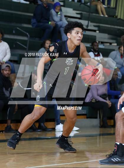 Thumbnail 3 in Colonial Forge vs South County (George Long Holiday Hoops Tournament) photogallery.