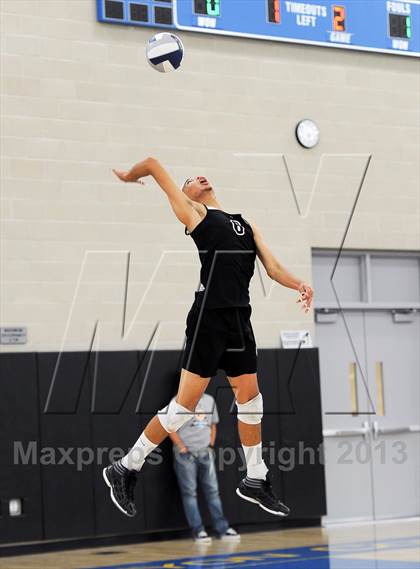 Thumbnail 3 in Cathedral vs. Bishop Montgomery (CIF SS D4 Final) photogallery.