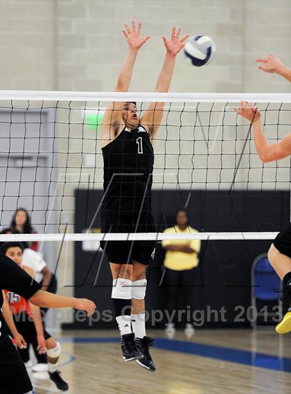 Thumbnail 2 in Cathedral vs. Bishop Montgomery (CIF SS D4 Final) photogallery.
