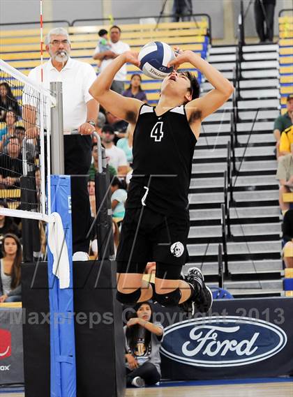 Thumbnail 3 in Cathedral vs. Bishop Montgomery (CIF SS D4 Final) photogallery.
