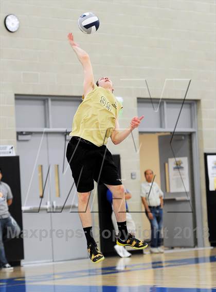 Thumbnail 3 in Cathedral vs. Bishop Montgomery (CIF SS D4 Final) photogallery.