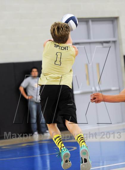 Thumbnail 2 in Cathedral vs. Bishop Montgomery (CIF SS D4 Final) photogallery.