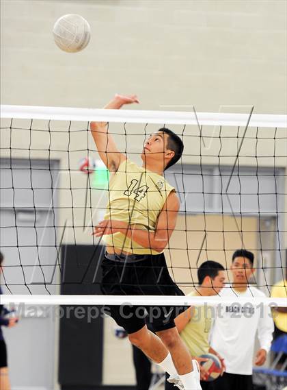 Thumbnail 1 in Cathedral vs. Bishop Montgomery (CIF SS D4 Final) photogallery.