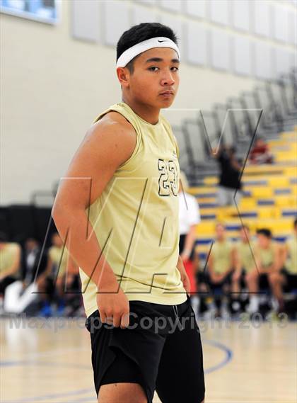 Thumbnail 1 in Cathedral vs. Bishop Montgomery (CIF SS D4 Final) photogallery.
