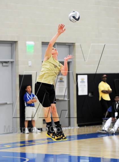 Thumbnail 2 in Cathedral vs. Bishop Montgomery (CIF SS D4 Final) photogallery.