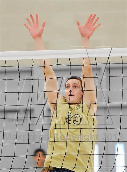 Thumbnail 3 in Cathedral vs. Bishop Montgomery (CIF SS D4 Final) photogallery.