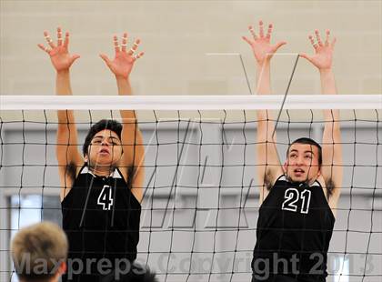 Thumbnail 3 in Cathedral vs. Bishop Montgomery (CIF SS D4 Final) photogallery.
