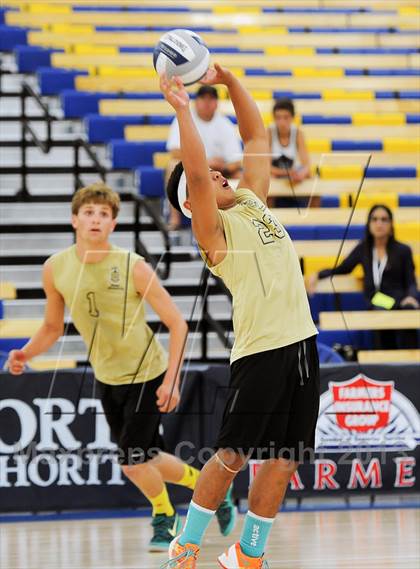 Thumbnail 3 in Cathedral vs. Bishop Montgomery (CIF SS D4 Final) photogallery.