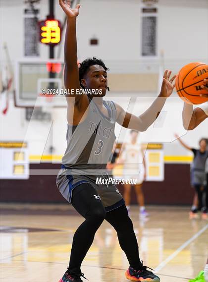 Thumbnail 2 in Tri-City Christian @ Francis Parker photogallery.