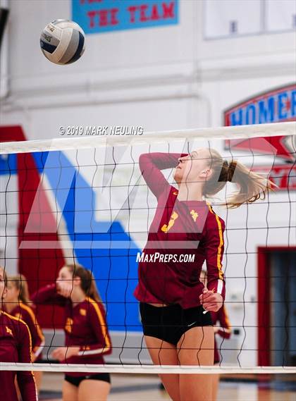 Thumbnail 3 in Menlo-Atherton @ Hillsdale photogallery.