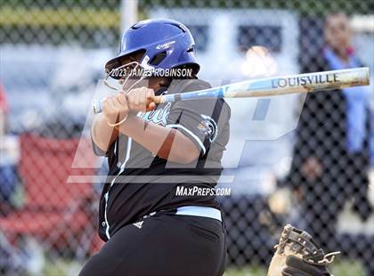Thumbnail 2 in Raines @ Ribault photogallery.