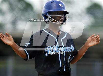 Thumbnail 2 in Raines @ Ribault photogallery.