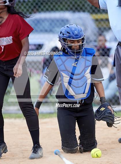 Thumbnail 1 in Raines @ Ribault photogallery.