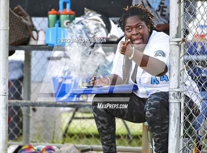 Thumbnail 1 in Raines @ Ribault photogallery.