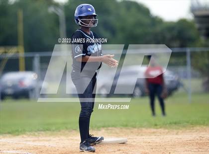 Thumbnail 3 in Raines @ Ribault photogallery.