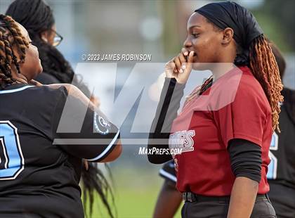 Thumbnail 1 in Raines @ Ribault photogallery.