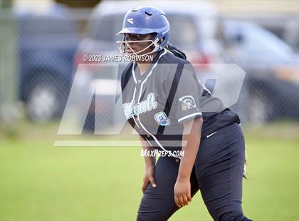 Thumbnail 2 in Raines @ Ribault photogallery.