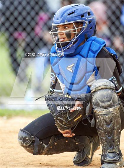Thumbnail 2 in Raines @ Ribault photogallery.