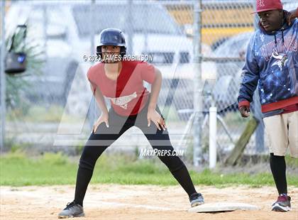 Thumbnail 1 in Raines @ Ribault photogallery.