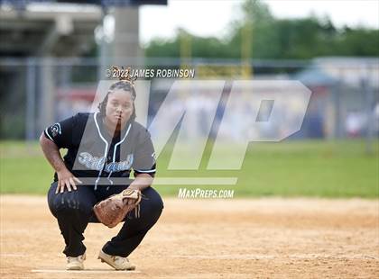 Thumbnail 2 in Raines @ Ribault photogallery.