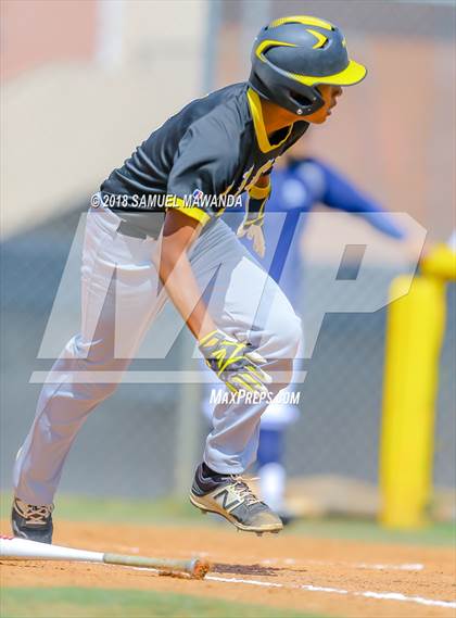 Thumbnail 3 in St. Genevieve vs Bosco Tech photogallery.