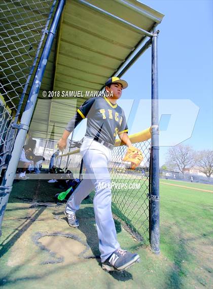 Thumbnail 2 in St. Genevieve vs Bosco Tech photogallery.