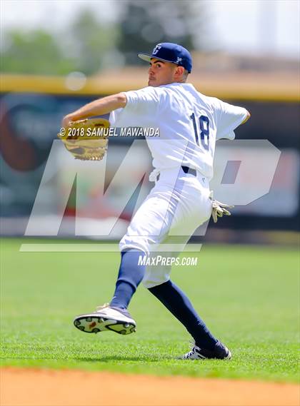 Thumbnail 2 in St. Genevieve vs Bosco Tech photogallery.