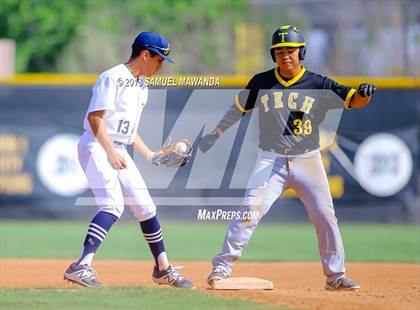 Thumbnail 2 in St. Genevieve vs Bosco Tech photogallery.
